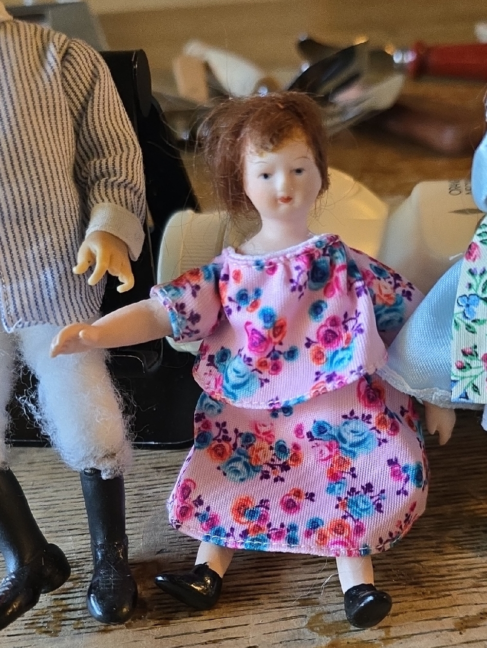 Doll House Dolls - Picture 3 of 6